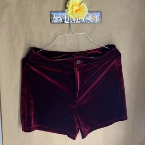 signature velvet shorts